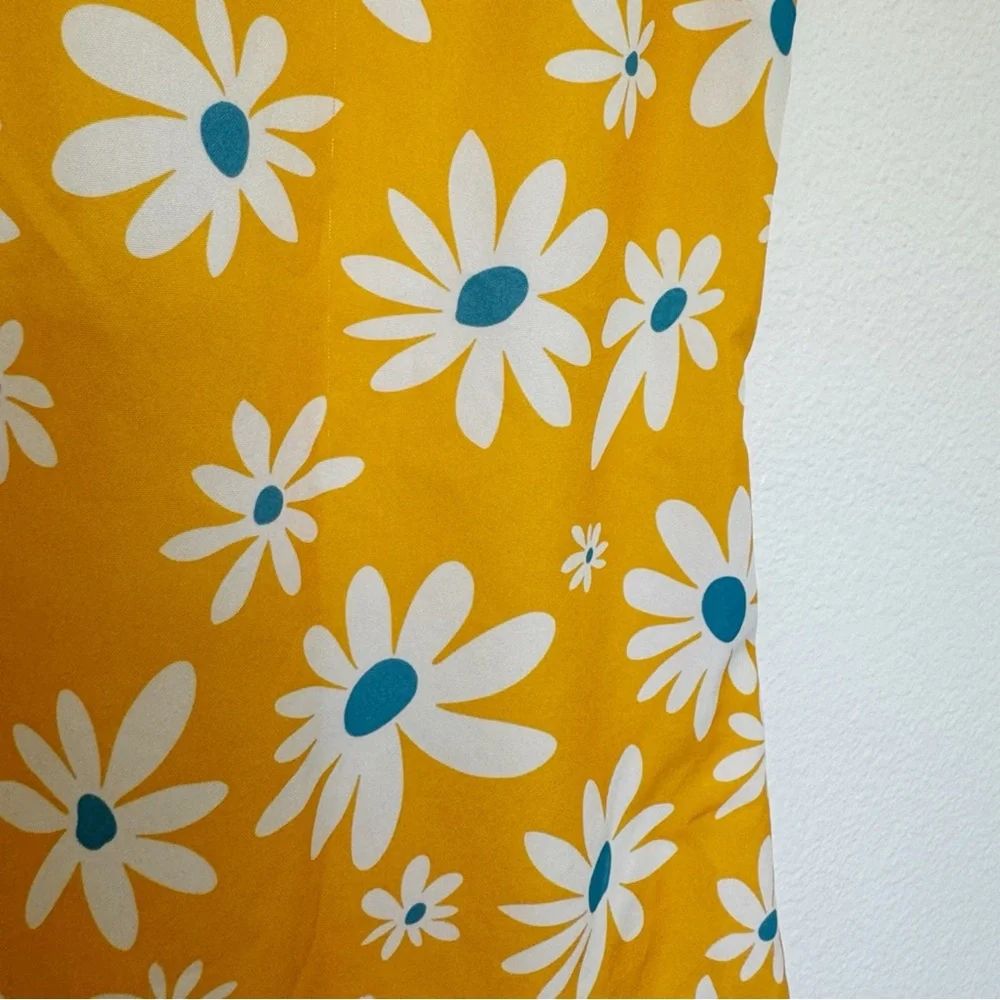 1960s Vintage Flower Print Mini Dress in Yellow SZ S - Picture 4 of 5